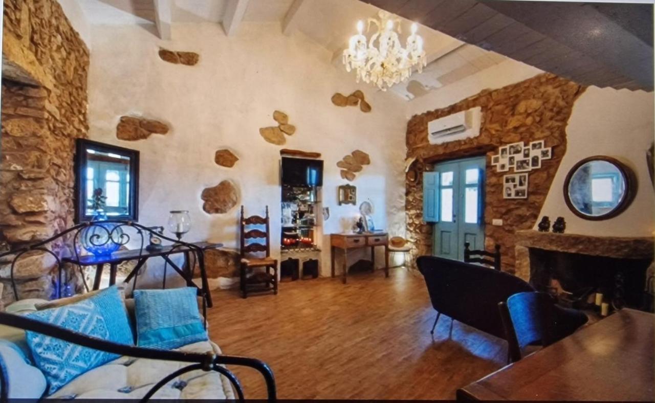Вилла Rifugio Monte Pino Telti Экстерьер фото