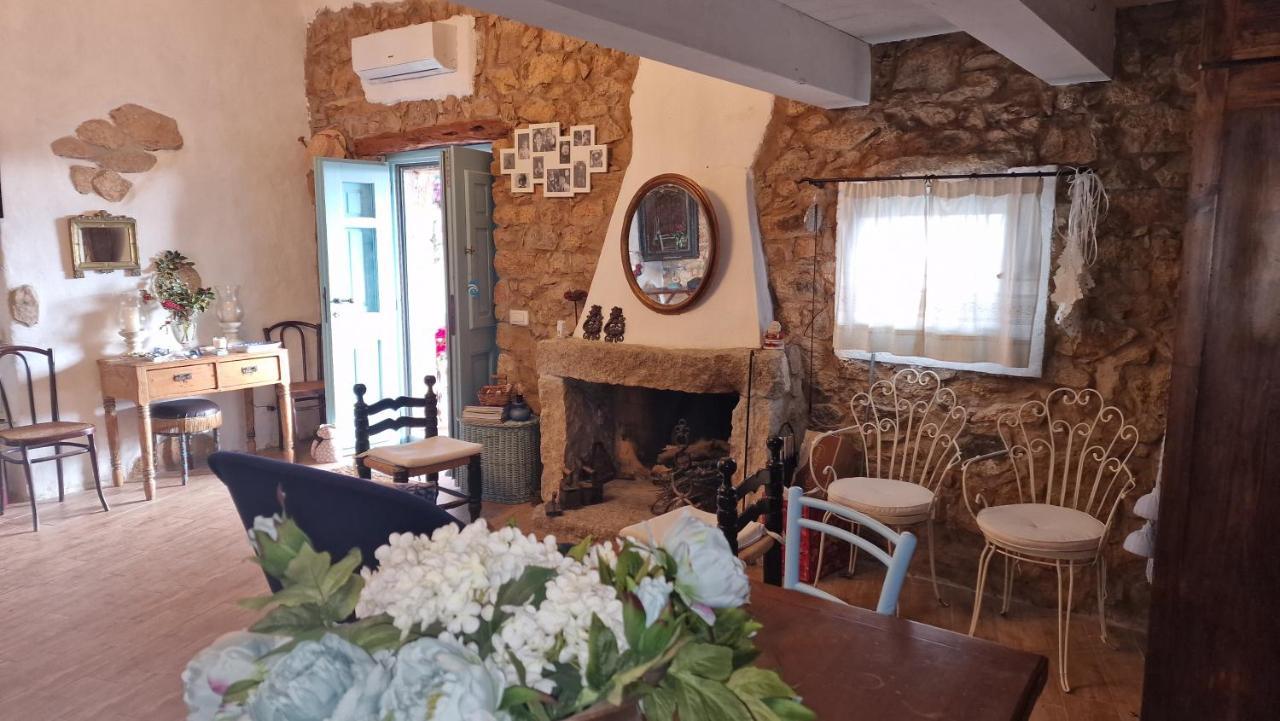 Вилла Rifugio Monte Pino Telti Экстерьер фото